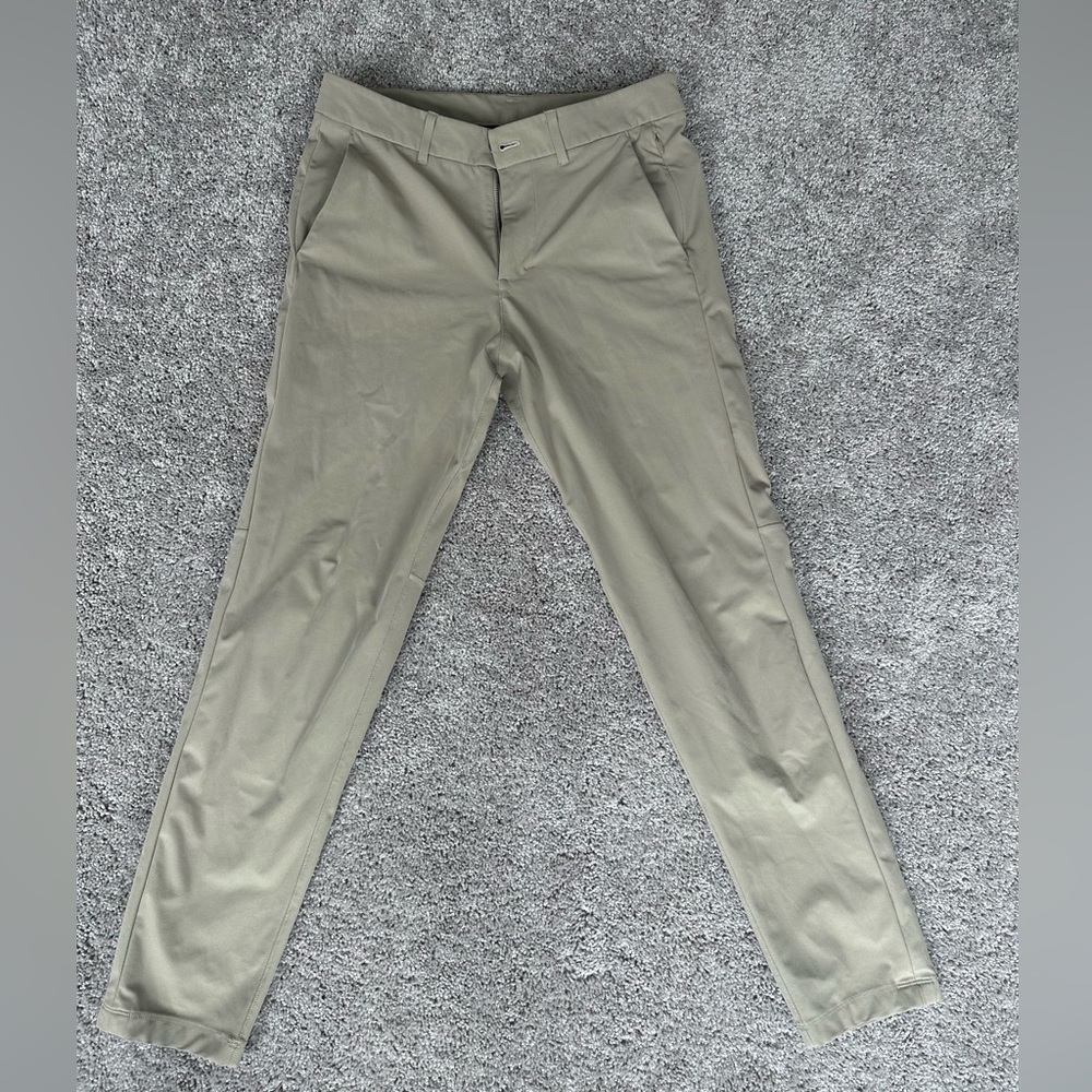 Lululemon Commission Slim - 31 Waist